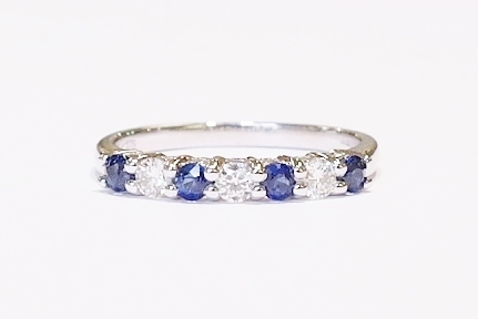 9ct white gold sapphire and diamond ring