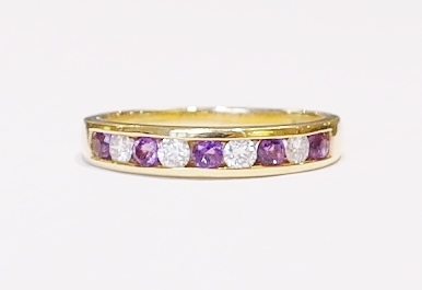 18ct yellow gold amethyst and diamond ring