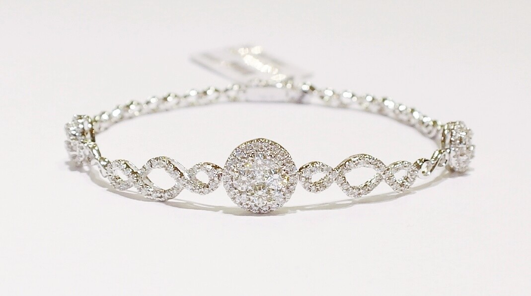 18ct white gold diamond bracelet