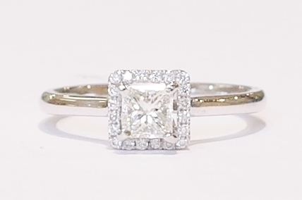 Platinum diamond solitaire ring