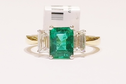 18ct emerald and diamond ring