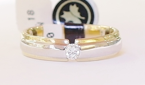 Gents 9ct two colour diamond ring