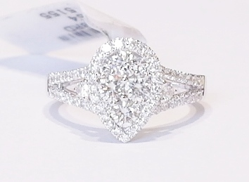 18ct white gold diamond ring