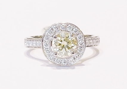 Platinum yellow diamond ring