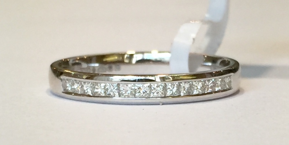 Platinum diamond band