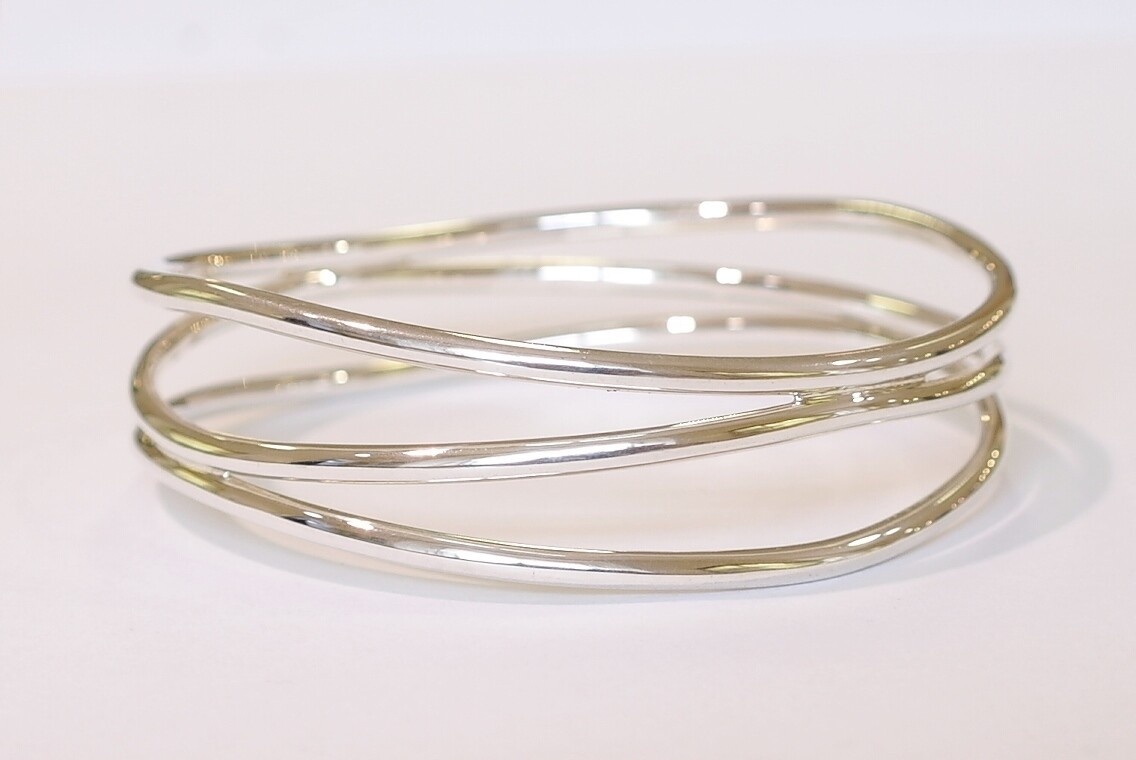 Sterling silver bangle