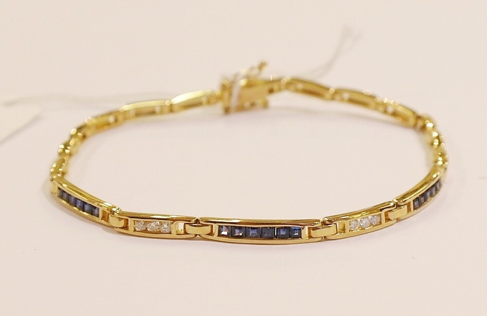 9ct sapphire and diamond bracelet