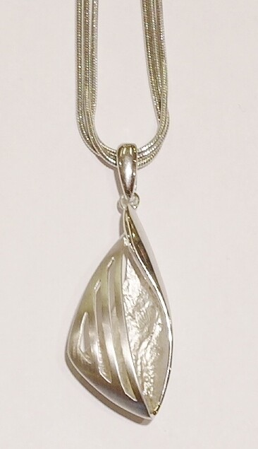 Sterling silver Sueno pendant