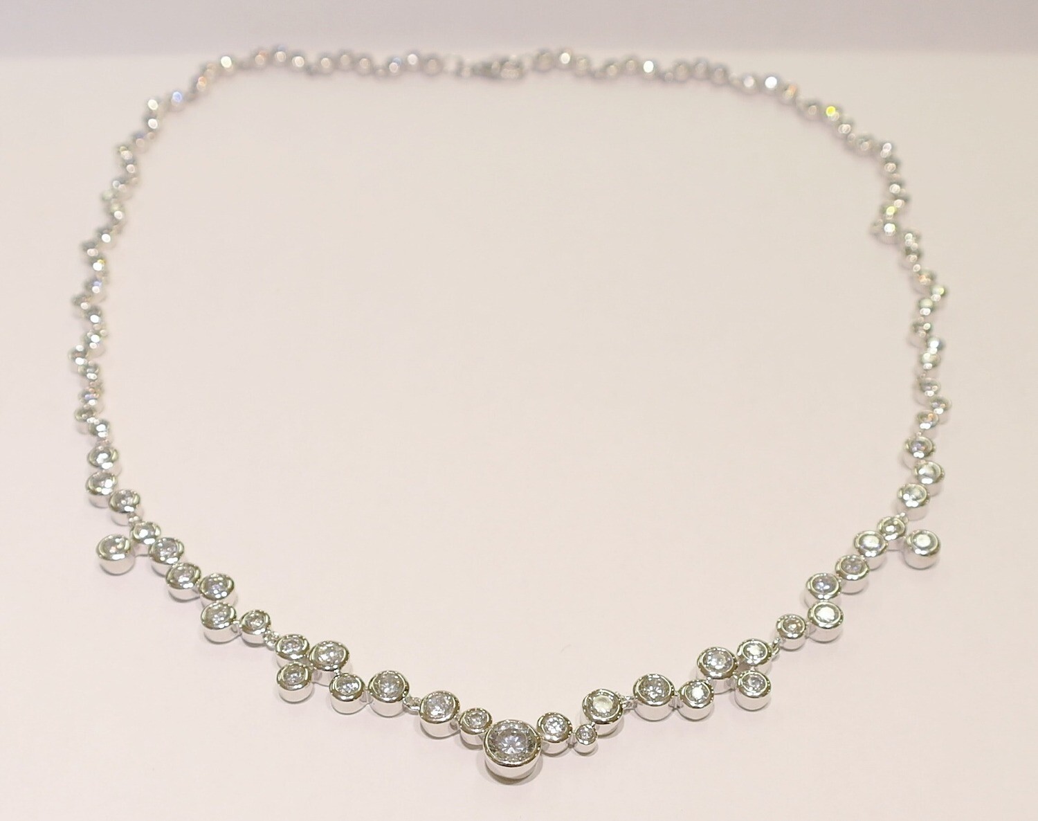 Sterling silver collar with cubic zirconias