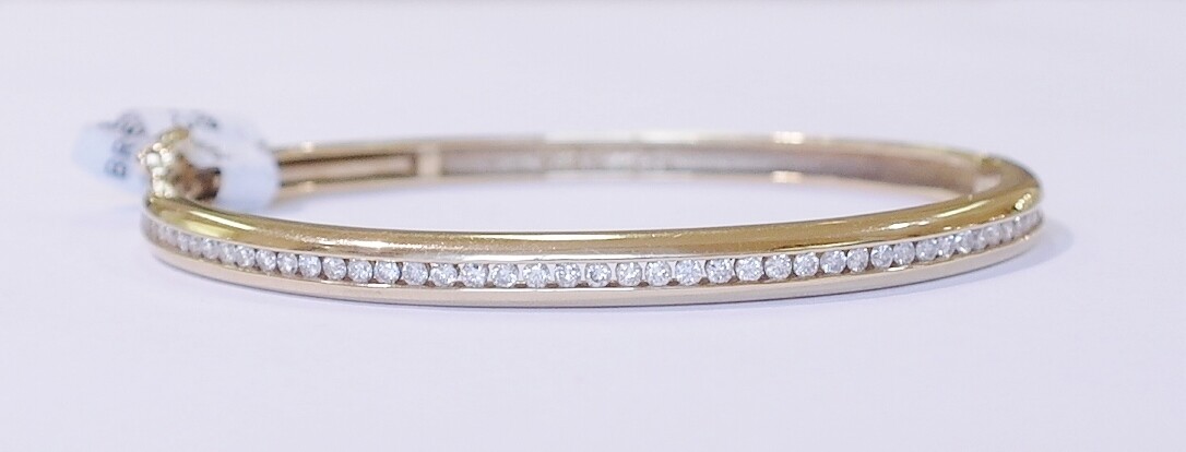 9ct diamond bangle