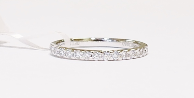 Platinum diamond band