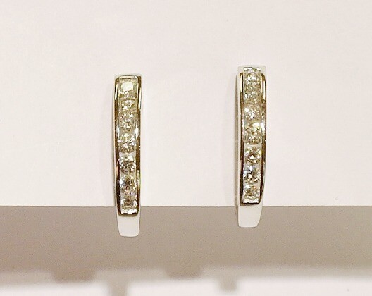 9ct white gold diamond earrings