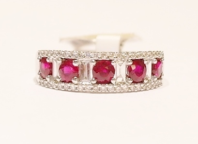 18ct white gold ruby and diamond ring