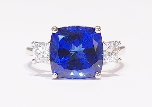 Platinum tanzanite and diamond ring