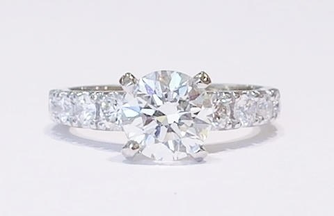 Platinum and diamond ring (certificated)