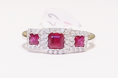 18ct white gold ruby and diamond ring