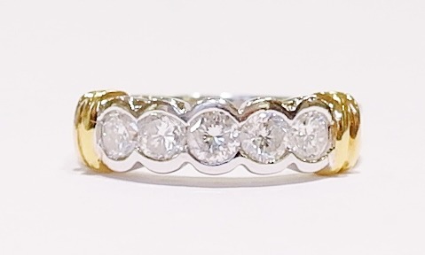 18ct diamond five-stone ring