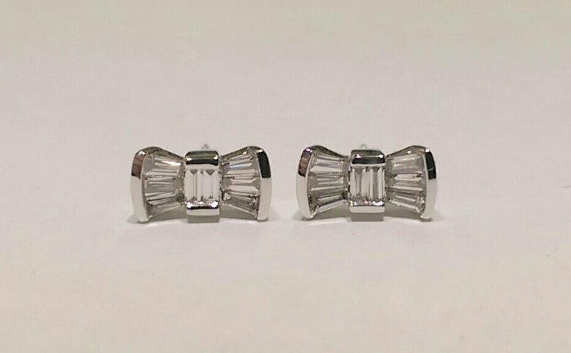 Baguette diamond bow stud earrings
