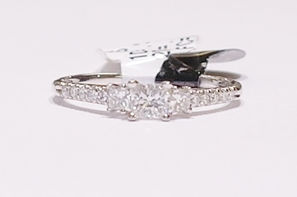 18ct white gold three-stone diamond ring