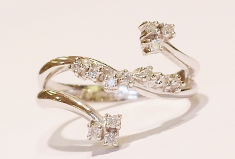 18ct white gold diamond ring