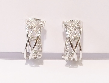 9ct white gold diamond earrings