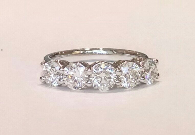 Platinum 5 diamond ring