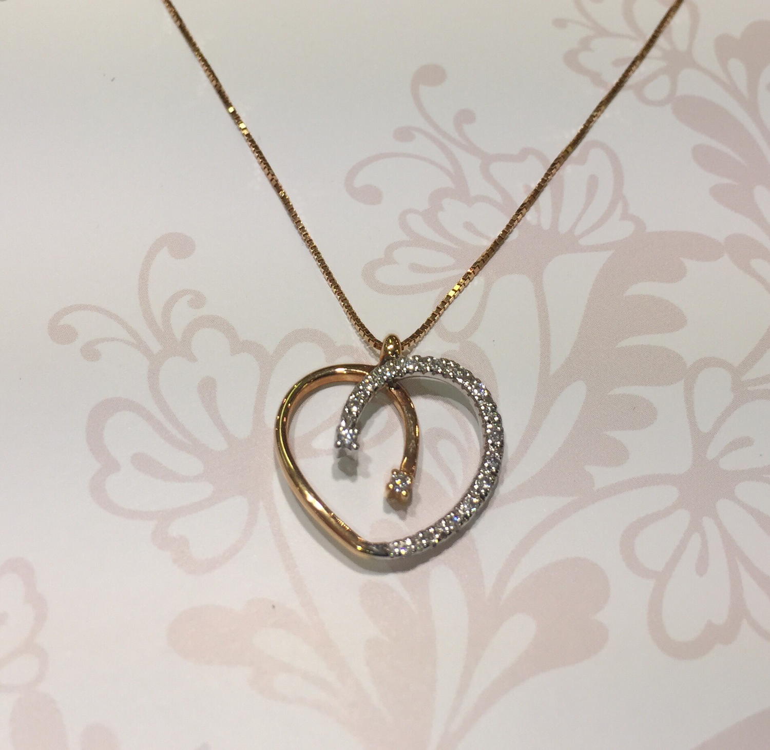 18ct rose gold heart pendant
