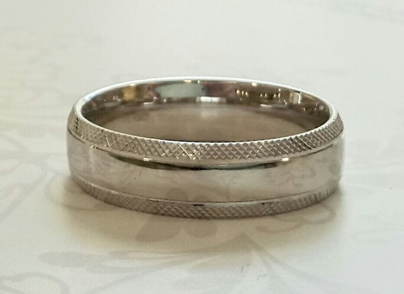 Platinum 6mm court band