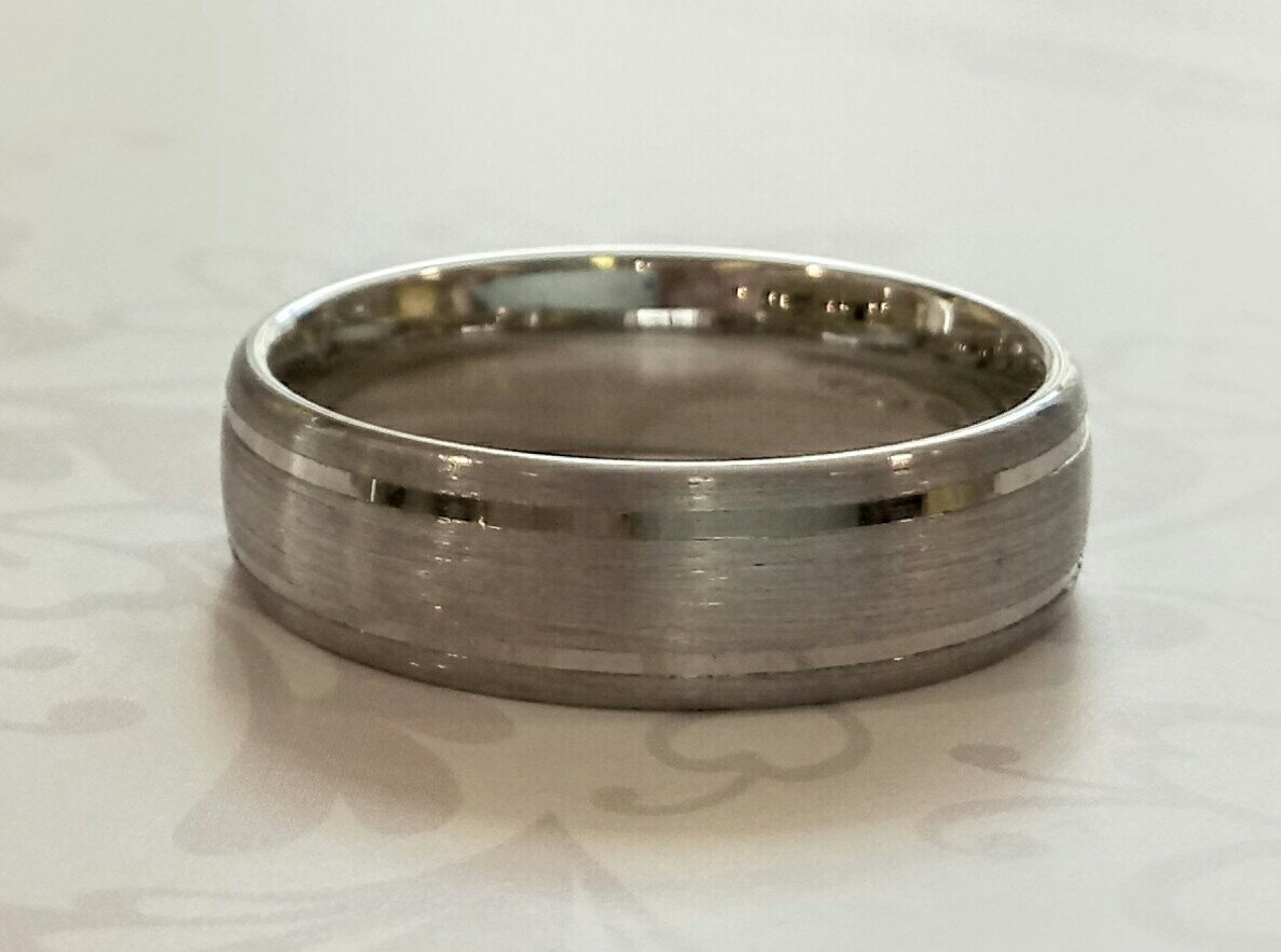 Platinum 6mm flat court band