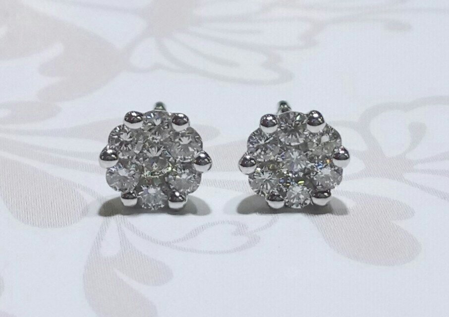 18ct white gold cluster diamond stud earrings