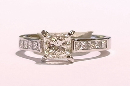 Platinum princess cut diamond ring