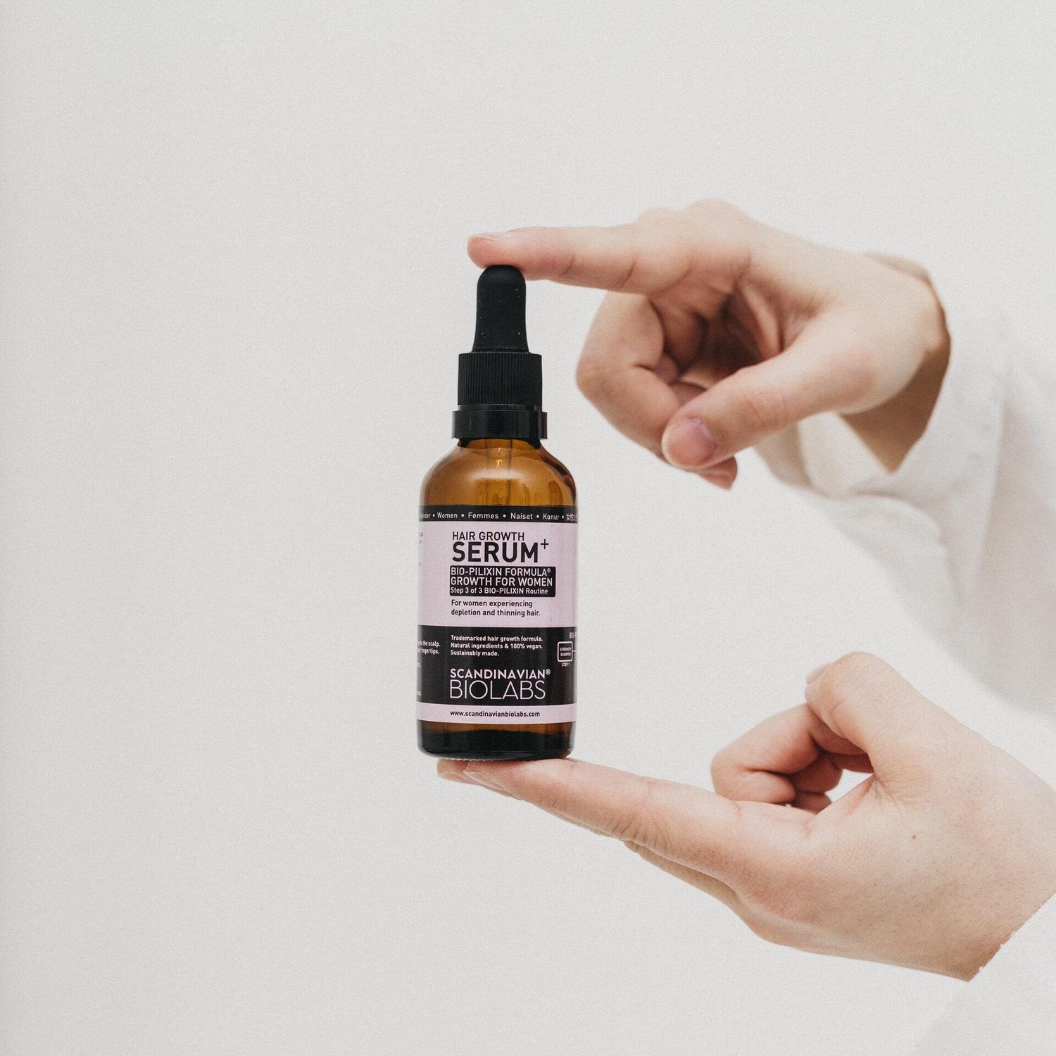 EXEMPLE. Sérum de pousse des cheveux pour femmes