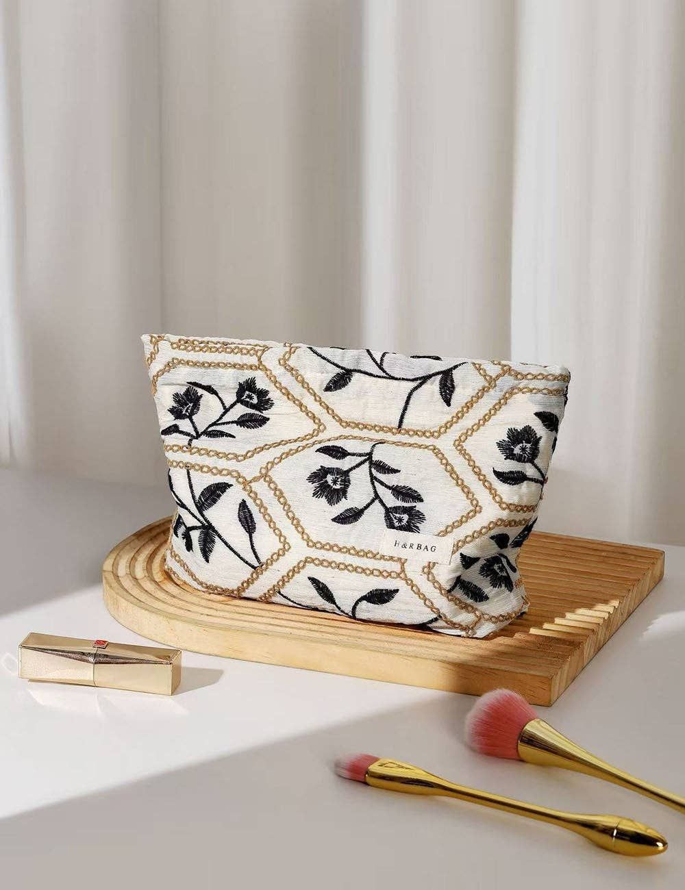 Vintage Floral Embroidered Cosmetic Bag - Black / Large