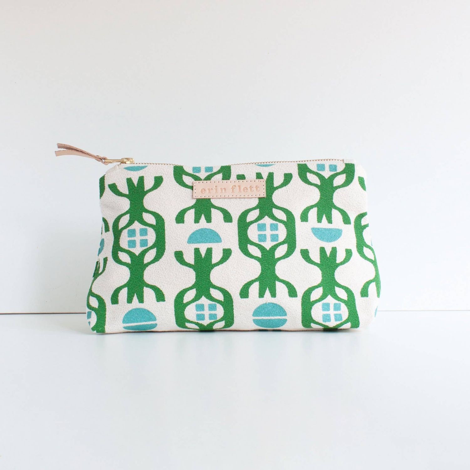 TURQUOISE + KELLY GREEN CHALET MAKEUP: NATURAL ZIP