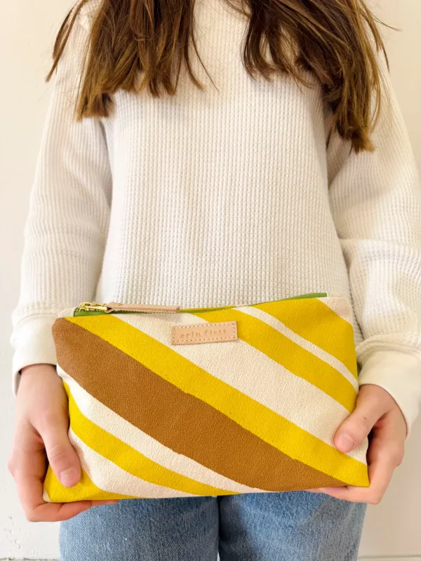 Laura Pouch – Vintage Stripe: Orange
