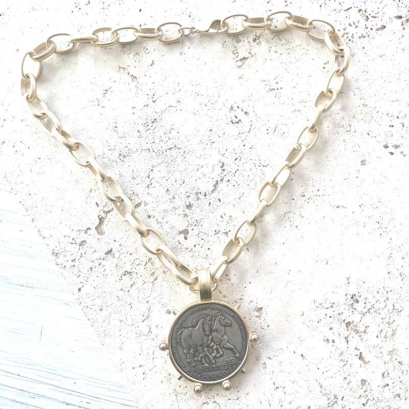 Horse coin jewelry western rodeo style Belgium