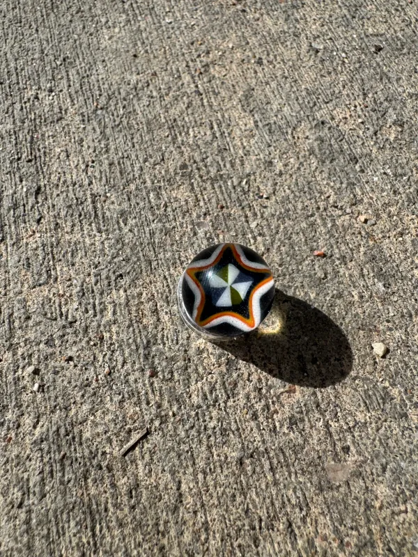 Burtoni 17mm Marble