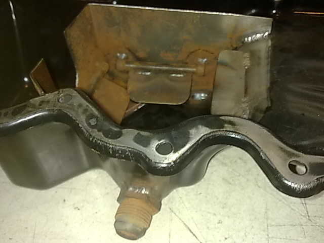 Zetec Gated Sump with External fittings
