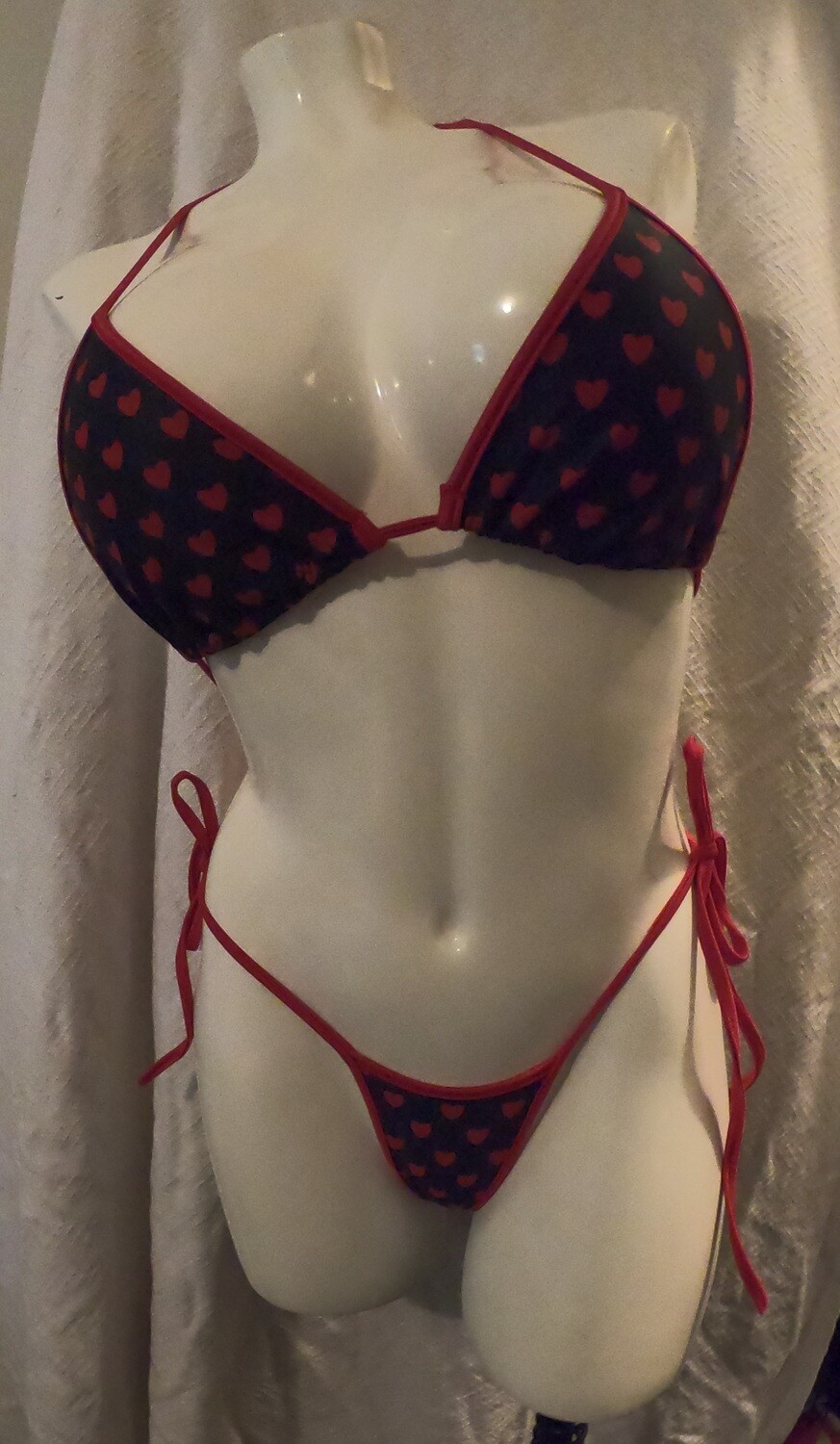Tie Side Plus size Thong Bikini w Larger Cut Tri Top Black w Red hearts