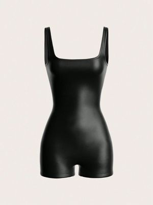Short leather jumper