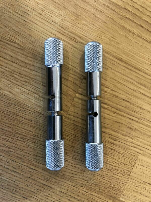 Dehorning Handles and Wire