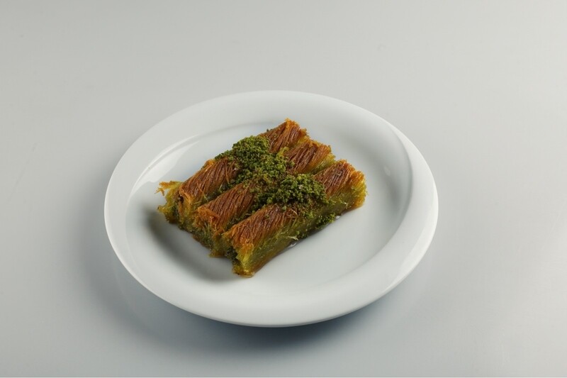 MODA Baklava Kadaifi Roll with Pistachio 5.5lb