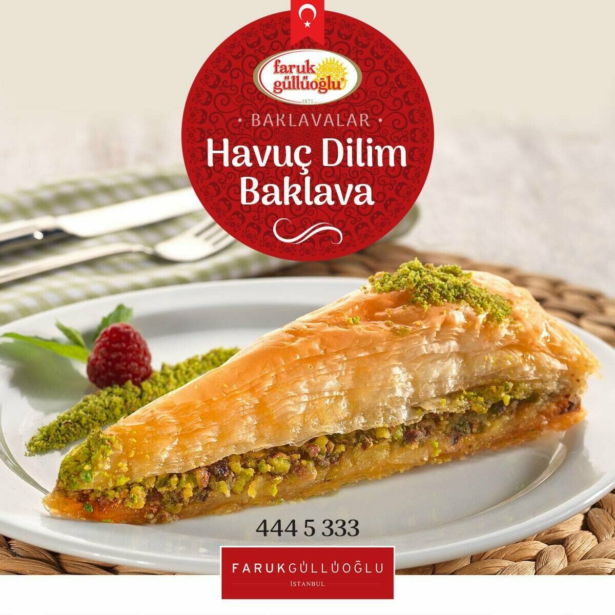 Faruk Gullu Gulluoglu Fistikli Havuc Baklava / Carrot Slices With Pistachios Baklava 5.5lb