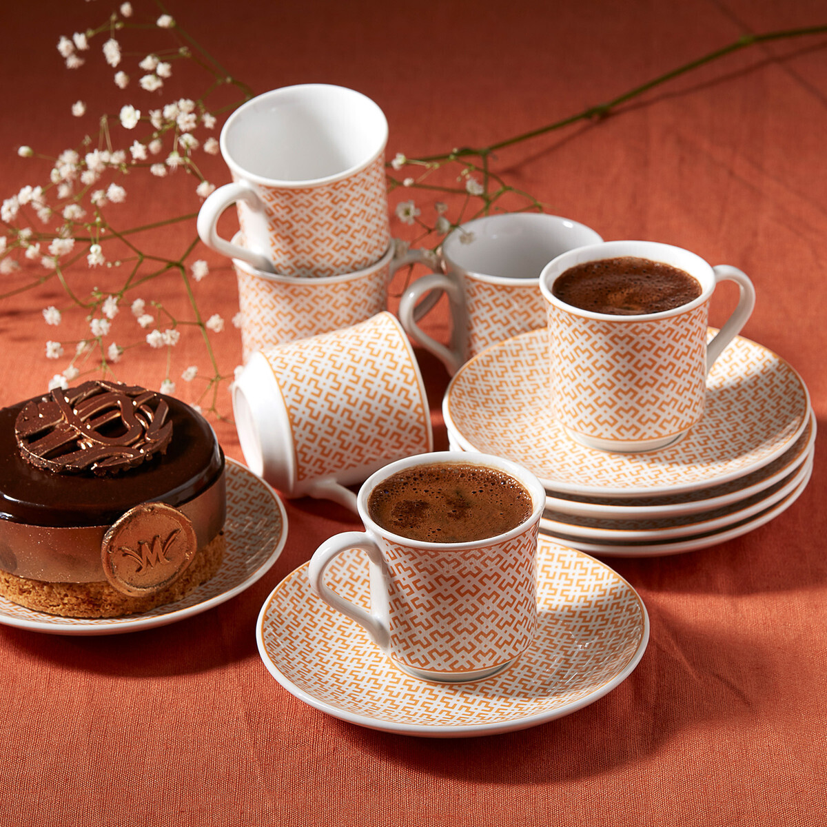 Apricot Vivi Gold 6 Person Coffee Cup