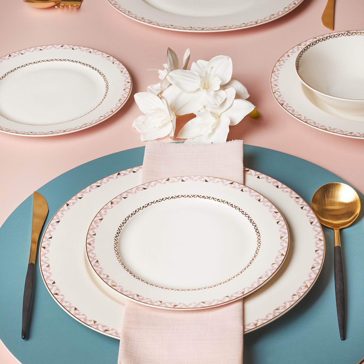 KARACA Lidya 24pcs Dinnerware Set