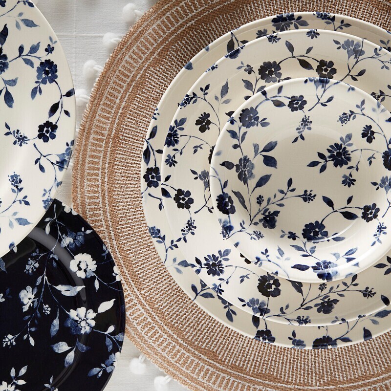 KARACA (OPEN BOX) Vintage Daisy 6 Person Dinnerware