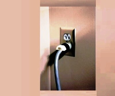 HBL8215C Plug hospital 2P3W 15A 125V (5-15P) black Hubbell