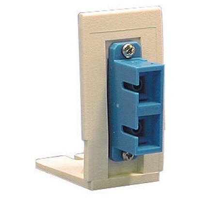 AMOBSCD  Module 2 PTO SC MM/SM for Mutoa office-white Hubbell