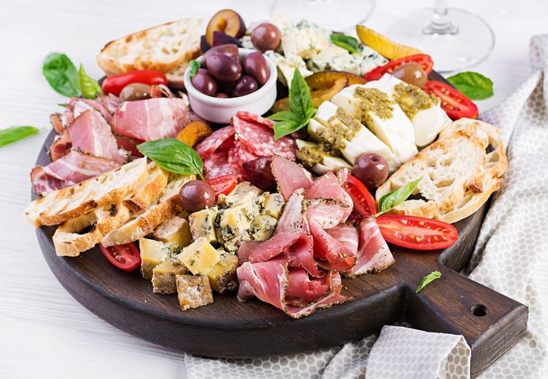 Antipastini