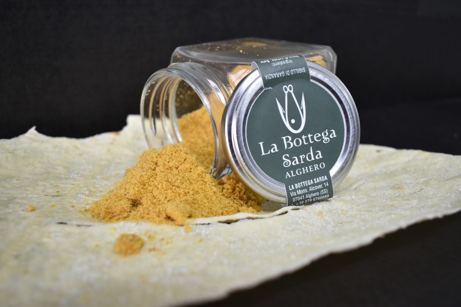 Bottarga di muggine in polvere.